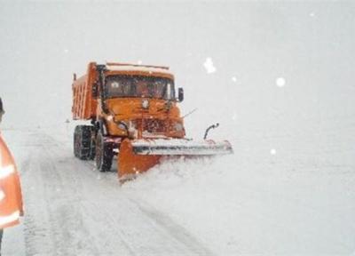 جاده های 18 استان برفی و بارانی اند