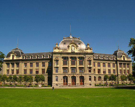 قدیمی ترین دانشگاه سوئیس